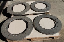 Ostřihovací lis LDO315, spojková lamela 800x550x31,5mm, brzdová lamela 700x460x29,5mm FTL178, lepené + nýtované